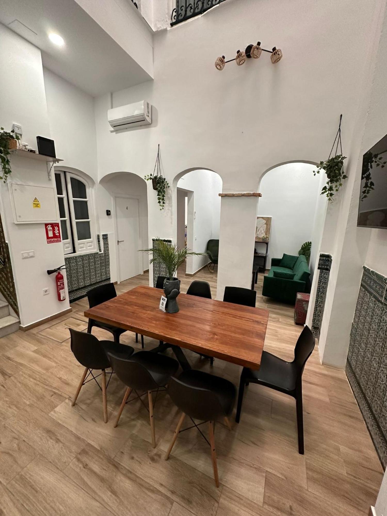 Triana Riverside Guesthouse Sevilla Buitenkant foto